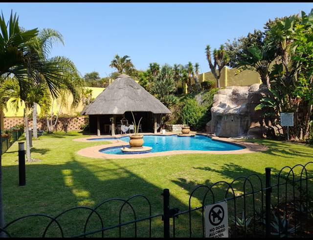 2 BEDROOM APARTMENT FOR SALE IN UMHLANGA CENTRAL